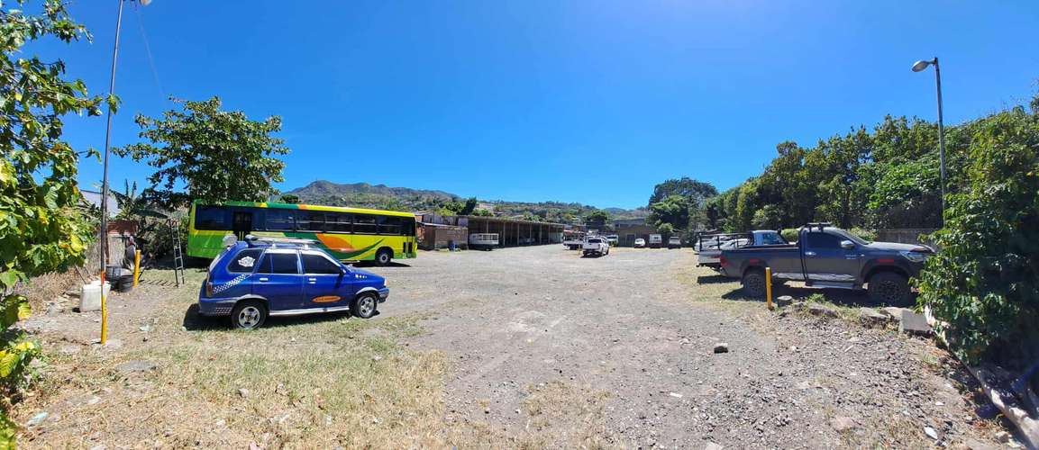 Terreno comercial sobre pista 2,460 Mtr2 / 3,489 Vr2 Matagalpa