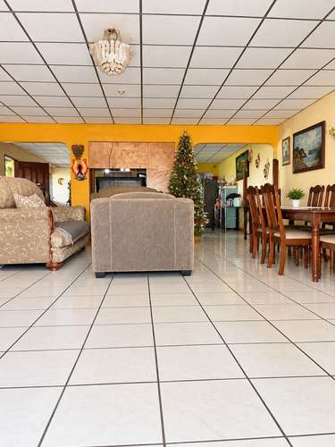 Casa en venta en Managua, cerca de Linda Vista 2000vrs2 de terreno - Imagen 3