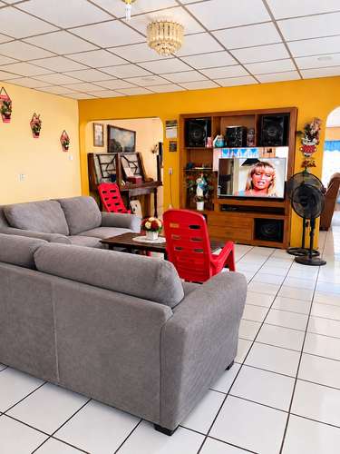 Casa en venta en Managua, cerca de Linda Vista 2000vrs2 de terreno - Imagen 7