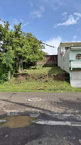Se vende terreno en excelente zona residencial de Matagalpa.