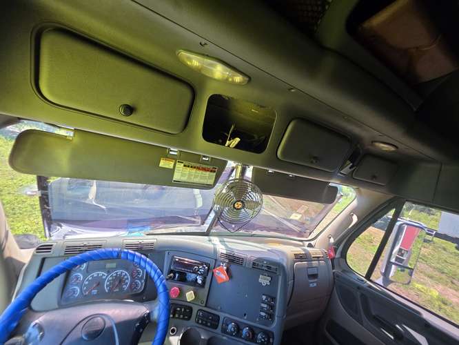 Freightliner cascadia  - Imagen 6