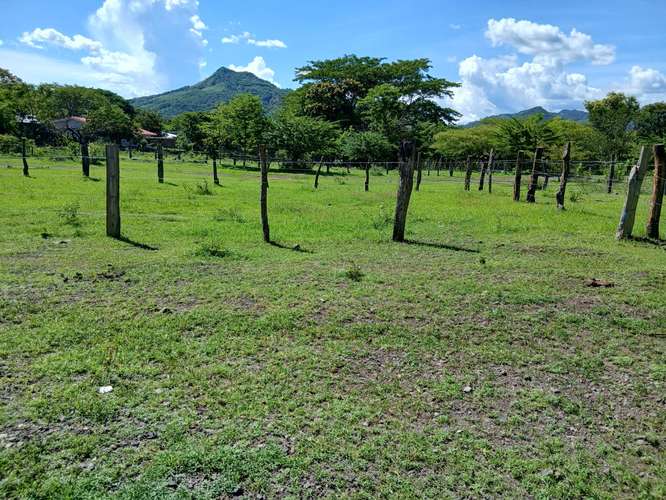 Venta de 3 lotes en uno.