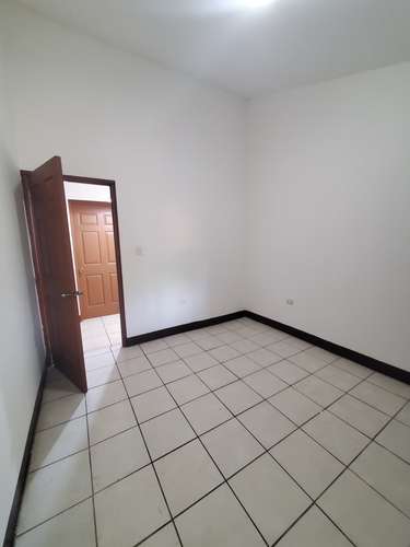 VT- VENDO hermosa casa en Nindirí  - Imagen 4