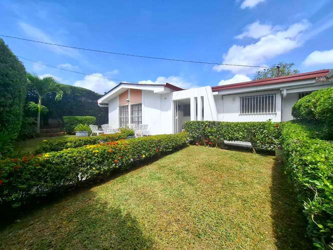 GG - Venta, propiedad ideal para inversiòn en Los Robles - Imagen 2