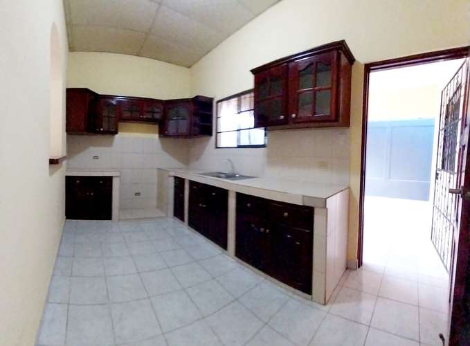 SE RENTA CASA CONDOMINIO SAN ANDRES