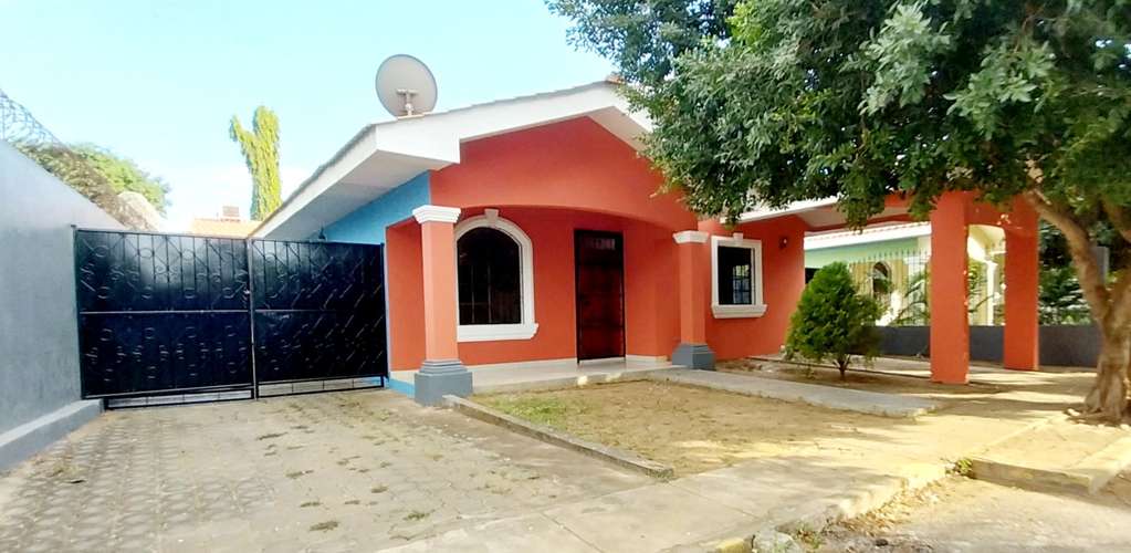 SE RENTA CASA CONDOMINIO SAN ANDRES