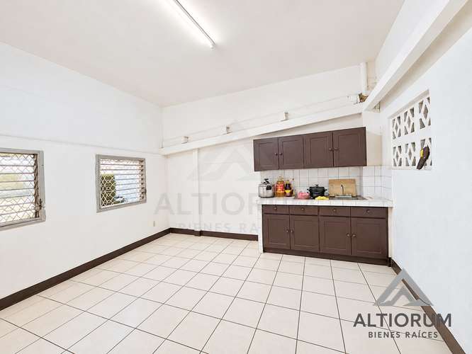 BODEGA EN RENTA EN BOLONIA - Imagen 3