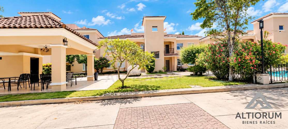 APARTAMENTO EN LAS COLINAS EN RENTA