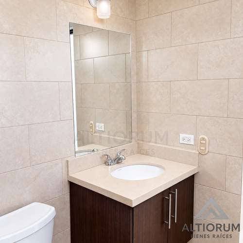 APARTAMENTO EN LAS COLINAS EN RENTA