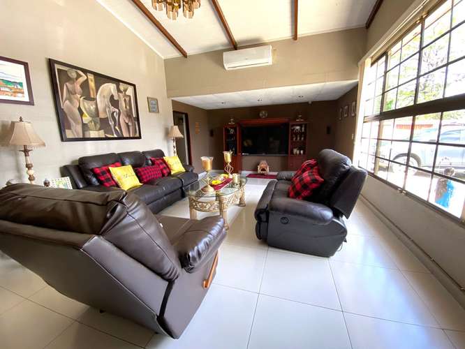 Venta de Casa en Las Colinas  - Imagen 9