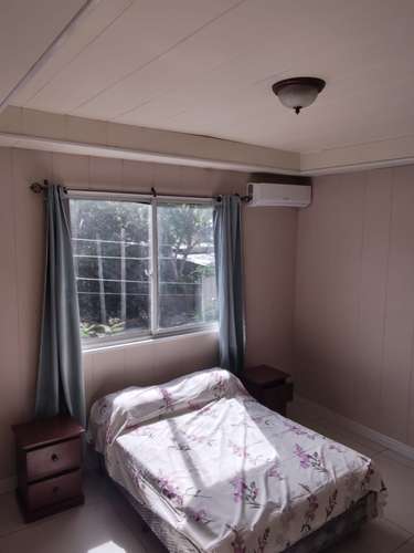 Alquilo moderno  amueblado en Los Robles  - Imagen 16