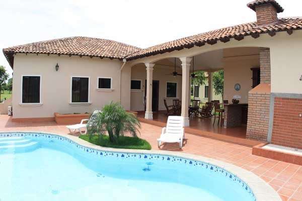 Se vende hermosa casa en Gran Pacific