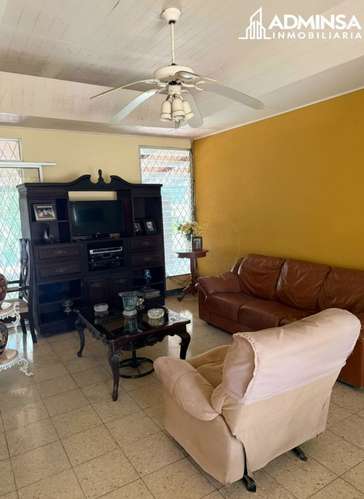 ¡Exclusiva Casa en Venta en Carretera Sur! - Imagen 3