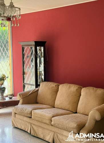 ¡Exclusiva Casa en Venta en Carretera Sur! - Imagen 2