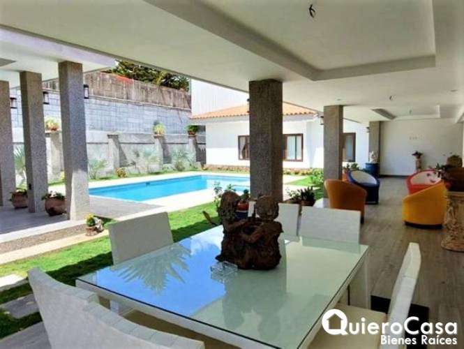 Preciosa Residencia Amueblada en Renta en Santo Domingo - Imagen 8