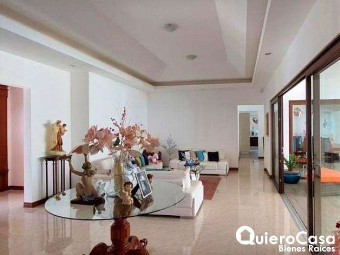 Preciosa Residencia Amueblada en Renta en Santo Domingo - Imagen 3