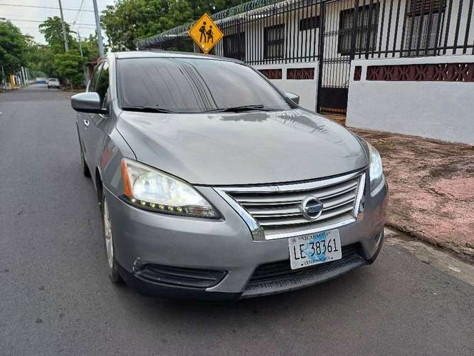 Nissan Sentra Automático Año 2014