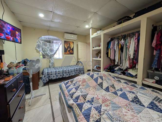 Amplia casa de 8 dormitorios y 7 baños, ideal para clinica, consultorio, colegio, hotel u oficinas en Managua - Imagen 8