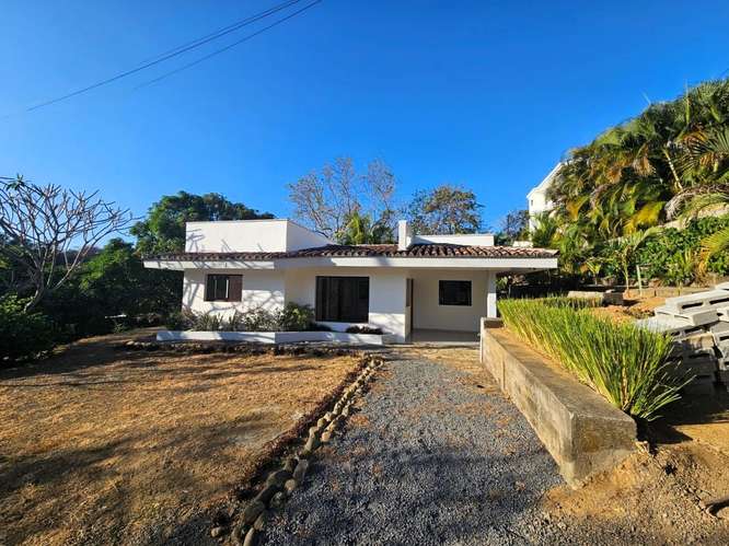 EC- Casa Nueva en Venta en Congo Hills – San Juan del Sur