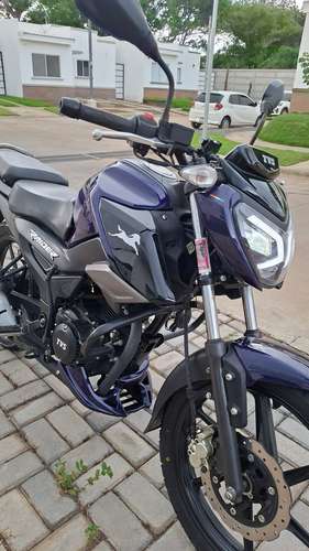 VENDO TVS RAIDER 125 NEGOCIABLE