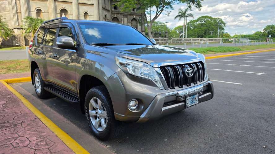 INIGUALABLE TOYOTA PRADO TXL 2015 - Imagen 2