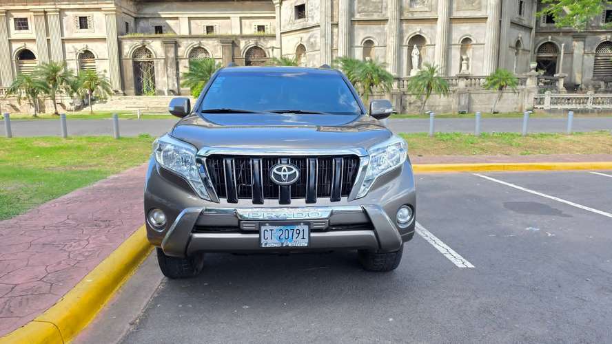 INIGUALABLE TOYOTA PRADO TXL 2015