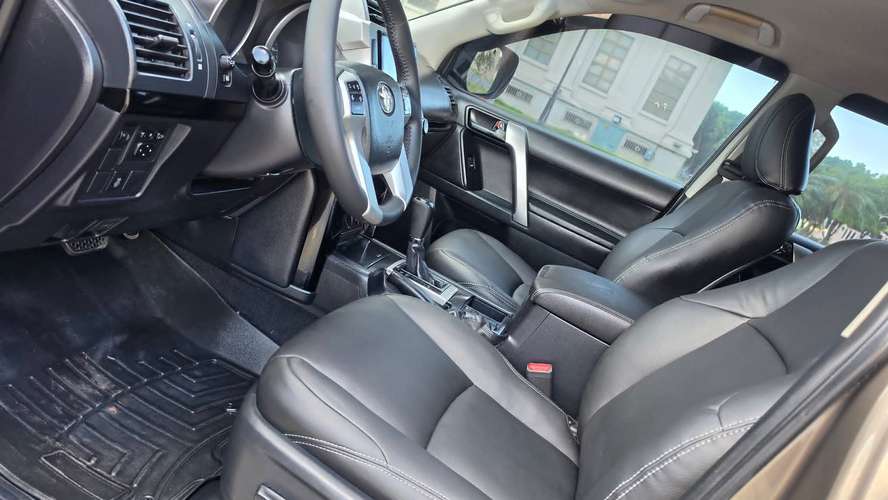 INIGUALABLE TOYOTA PRADO TXL 2015 - Imagen 8