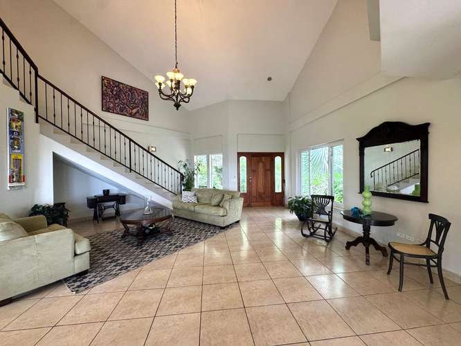 Alquiler de Casa en Villa Fontana Sur 