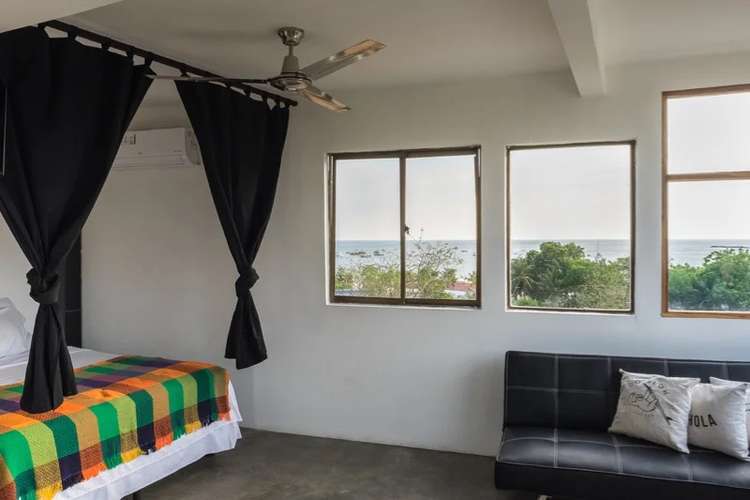 Multi-Unit Ocean View Building in Town in San Juan Del Sur, Nicaragua - Imagen 3