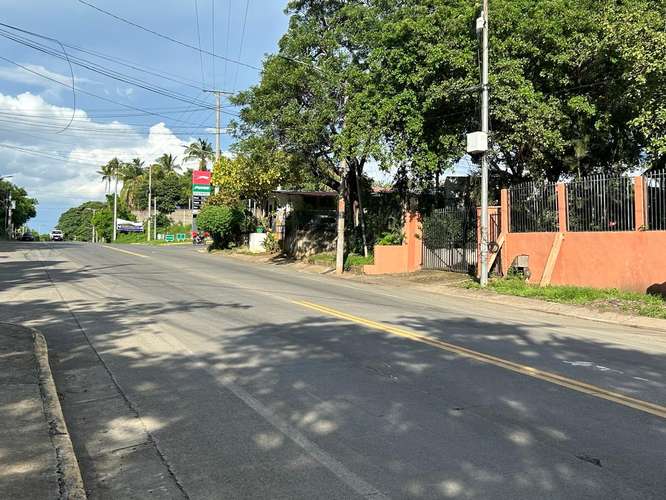 FH | Oportunidad de inversión sobre Carretera Vieja a León, contiguo a Puma km 12.5.