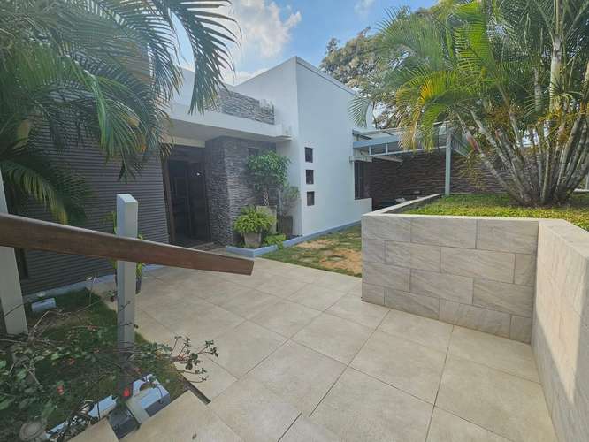 ¡CASA MODERNA EN VENTA EN CARRETERA SUR!  Diseño único, bonitos acabados y espacios para disfrutar en familia. - Imagen 7