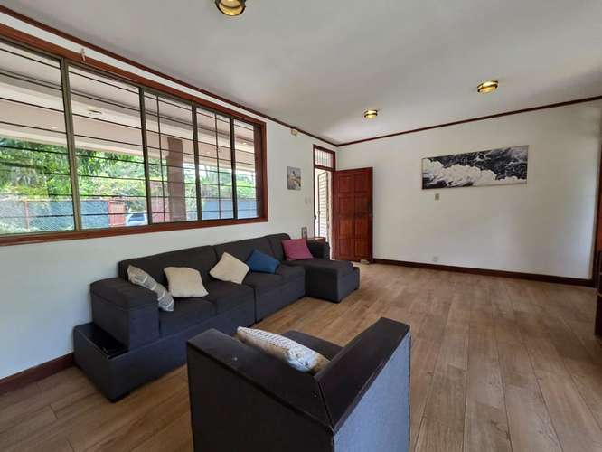  ¡CASA AMUEBLADA CON PISCINA EN RENTA | CARRETERA SUR! |$1,300 - Imagen 5