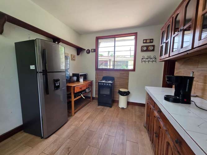  ¡CASA AMUEBLADA CON PISCINA EN RENTA | CARRETERA SUR! |$1,300 - Imagen 9