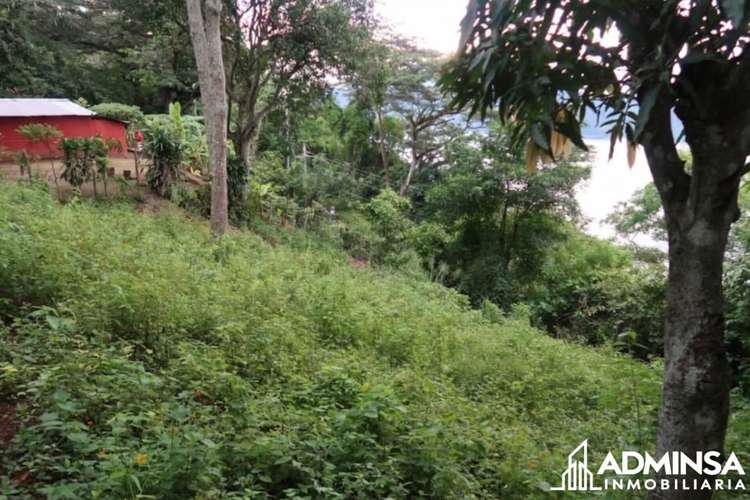 Espectacular terreno de 571 m² con vista panorámica a la Laguna de Apoyo