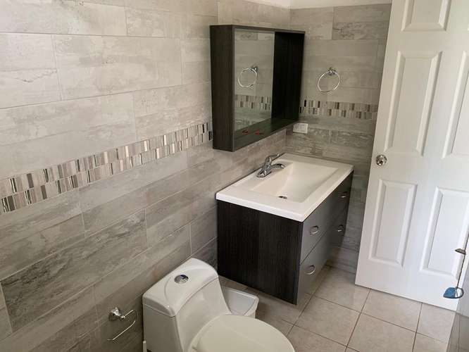 ¡Se Renta! Casa privada en Las Colinas - Imagen 11
