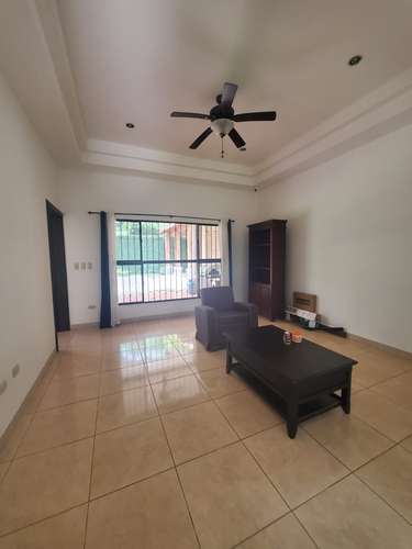 DG- VENDO casa en Carretera Vieja León - Imagen 2