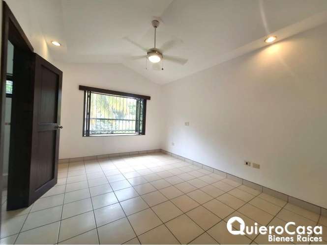 Oportunidad Única: Preciosa Residencia en venta - Imagen 7