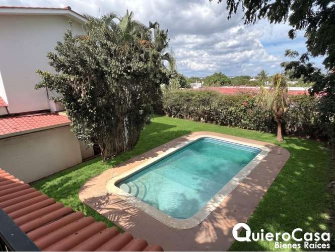 Preciosa residencia en venta en Las Cumbres  - Imagen 18