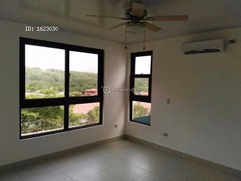 SE RENTA casa moderna y totalmente nueva - Imagen 3