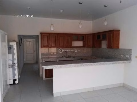 SE RENTA casa moderna y totalmente nueva - Imagen 2