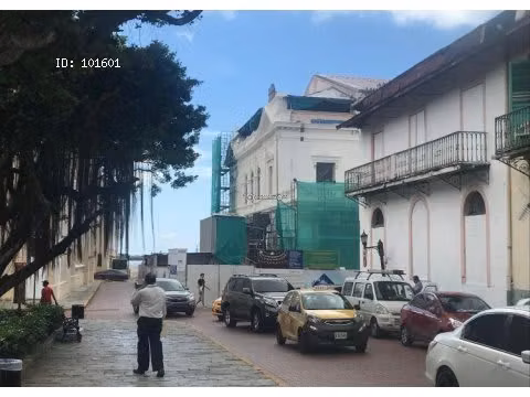 Edificio en Casco Viejo, 212m2 construcción