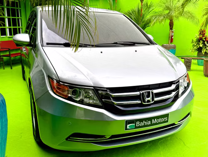 HONDA ODYSSEY 2016 FULL EXTRAS NACIONAL COMPRADA EN BAHIA MOTORS NSUPERABLE ESTADO UNA BELLESA COMO LA VE EN LAS FOTOS - Imagen 3