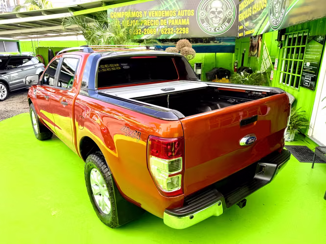 FORD RANGER WILDTRAK 4X4 FULL EXTRAS, LA DIFERENCIA CON LA NORMAL ES ENORME, VERIFICADA MECANICAMENTE, PERFECTO ESTADO..