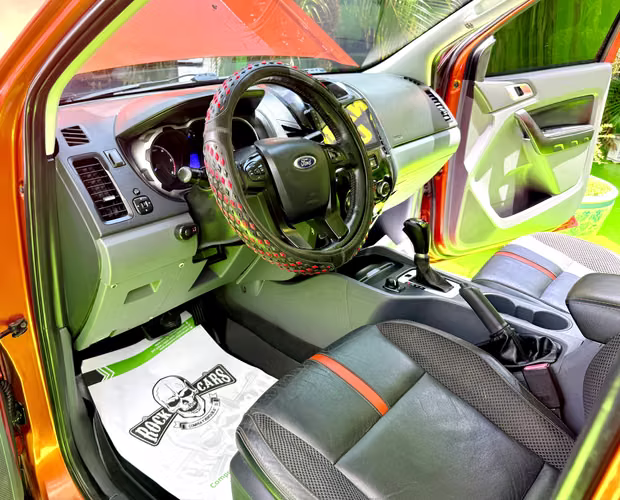 FORD RANGER WILDTRAK 4X4 FULL EXTRAS, LA DIFERENCIA CON LA NORMAL ES ENORME, VERIFICADA MECANICAMENTE, PERFECTO ESTADO..