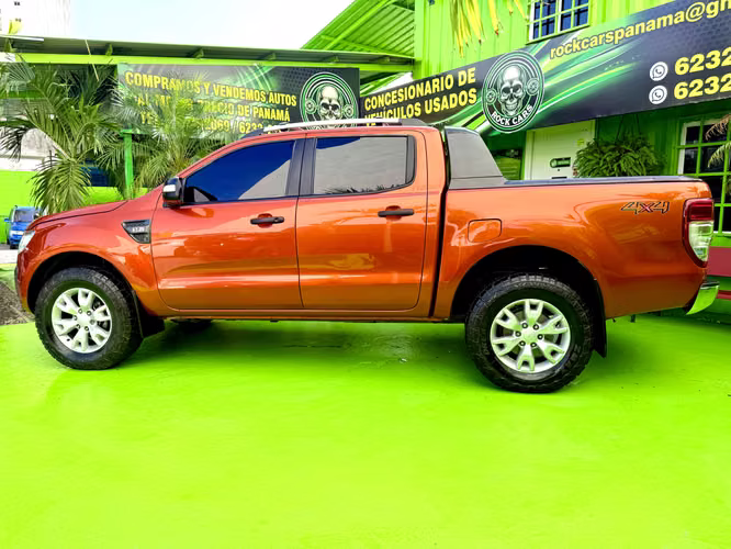 FORD RANGER WILDTRAK 4X4 FULL EXTRAS, LA DIFERENCIA CON LA NORMAL ES ENORME, VERIFICADA MECANICAMENTE, PERFECTO ESTADO..
