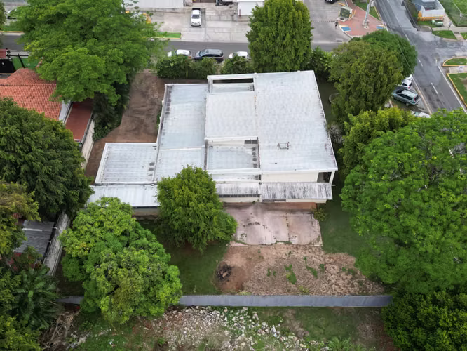 Venta casa en Obarrio, Ave. Ricardo Arango y calle 60, terreno 1,784m2