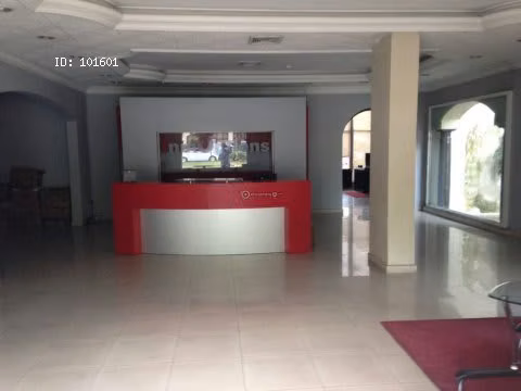 Edificio entre calle 50 y Ave. Federico Boyd, Se Alquila o se vende