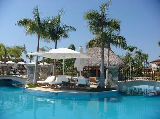 CASAS / APTOS / MANSIÓNES EN BUENAVENTURA, PLAYA ESCONDIDA, DECAMERON Y OTROS