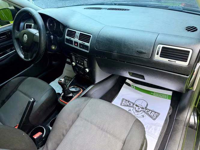 VOLKSWAGEN JETTA 2008 MANUAL excelente estado, muy potente, verlos es comprarlo, la solución perfecta a tu traslado.  - Imagen 18