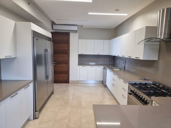 Venta de Apartamento en Santa María, PH Greenview. Rebajado